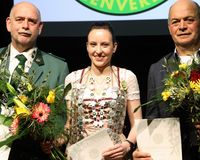 Daniela Schäfer ist die neue Landesschützenkönigin. Sie gewann vor Jörg Frömel links und Frank Fingerhut. (Foto: Werner Wabnitz)