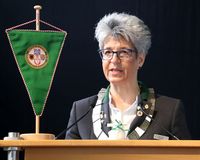 Präsidentin Tanja Frank eröffnet die Delegiertenversammlung. (Foto: Werner Wabnitz)